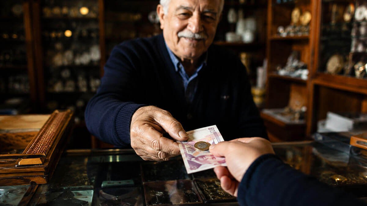 Rüyada Siftah Parası Vermek, Verdiğini Görmek Ne Anlama Gelir?