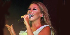 Rüyada Sanatçı Hadiseyi Görmek