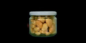 Rüyada Sarımsak Turşusu Görmek