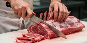 Rüyada Koyun Eti Parçaladığını Görmek