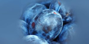 Rüyada Mor Erik Görmek