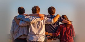 Rüyada Eski Arkadaşını Görmek