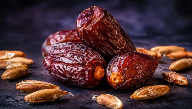 Rüyada Hurma Çekirdeği Görmek