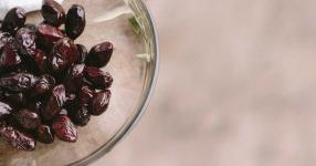 Rüyada Zeytin Yemek