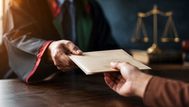 Rüyada Hakkını Almak, Aldığını Görmek