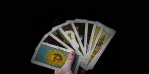 Rüyada Tarot Kartı Görmek