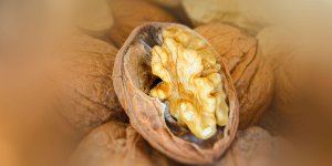 Rüyada Ceviz Kırmak