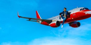 Rüyada Uçağın Kanadında Uçmak