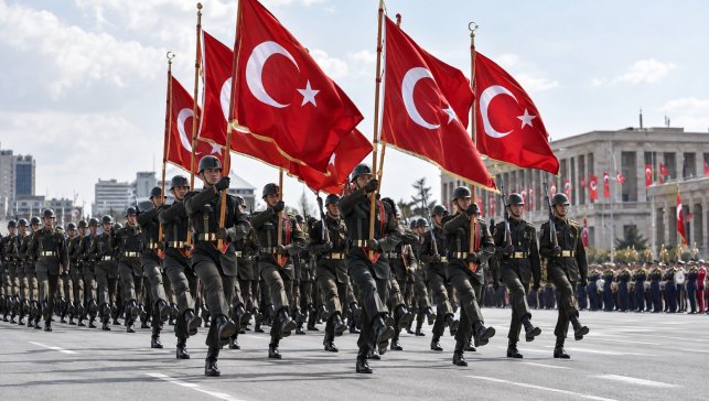 Rüyada Resmi Geçit Görmek