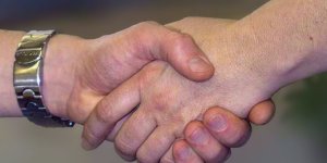 Rüyada Taahhüt Görmek