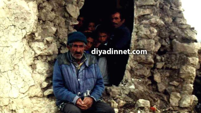 Doğubayazıt depremi Göller köyünde evleri yıktı