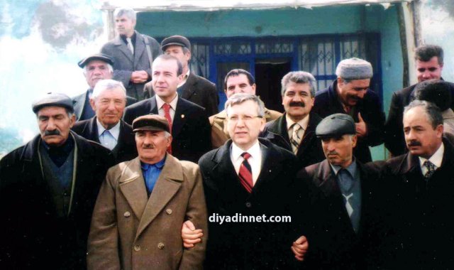 Ağrı'da 2 Yıllık Kan Davası Böyle Bitti: Aile Büyükleri Törende Birbirine Sarıldı