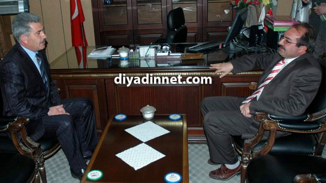 Rektör Prof. Dr. İrfan Aslan'dan Ağrı ATSO Başkanı Mehmet Erat'a ziyaret