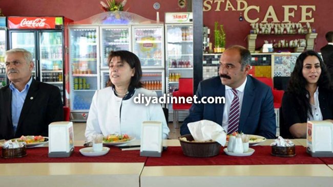 Ağrı'da HDP Milletvekili Adayları Leyla Zana ve Berdan Öztürk Basınla Buluştu