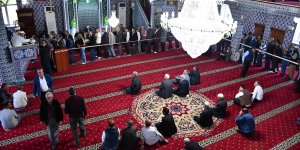 Peygamber sevgisi camilere sığmadı