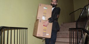 Ağrı'da 300 öğrenciye bayramlık kıyafet desteği