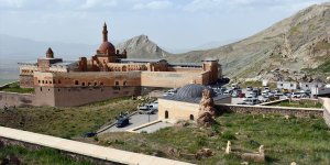 İshak Paşa Sarayı Ramazan Bayramı'nda ziyaretçi ağırlıyor