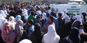 Diyadin'de ki selde hayatını kaybedenler toprağa verildi