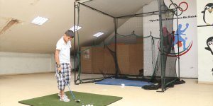 Çatıda golf oynayıp Türkiye Şampiyonası'na gitmeye hak kazandılar