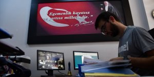 Öğrencilerine gönül verince 'global öğretmen' oldu