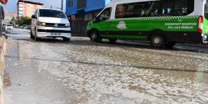 Ağrı'da dolu ve sağanak