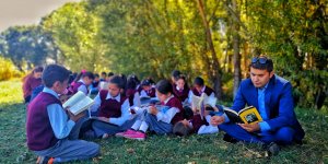 Ağrı’da Öğrenciler Kitap Okuyor, Fidanlar Hayat Buluyor
