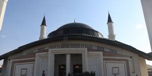 Ağrı Ulu Cami ibadete açıldı