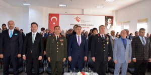 Ağrı'da 31 Kıbrıs gazisine madalya ve beratları verildi