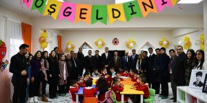 Doğubayazıt'ta minik öğrenciler için yapılan modern ana sınıfı açıldı