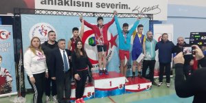 Ağrılı halterci Batuhan Akbaş Türkiye şampiyonu oldu