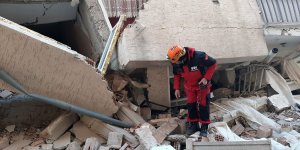 Ağrı İHH ekibi deprem bölgesinde göreve başladı