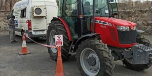 Sarıkamış'ta mobil muayene istasyonu çiftçilerin hizmetinde