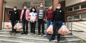 Kağızman'da sağlık çalışanlarına yemek ikramı