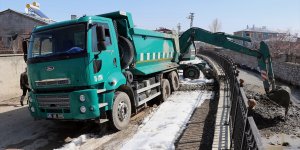 Van'daki dereler inci kefalleri için temizleniyor