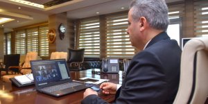 Ağrı Valisi Elban e-Konferans yoluyla bin 300 öğretmene seslendi