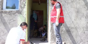 Türk Kızılay Ağrı'da yardıma muhtaçların bayramlık ihtiyaçlarını karşıladı