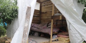Ağrı'da yağışlardan evleri hasar gören aileye yaşam konteyneri tahsis edildi