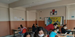 Malazgirt'te yüzlerce öğrenci EBA destek noktasından faydalanıyor