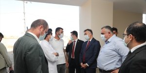 Bitlis Valisi Vali Çağatay Tatvan'daki hastane inşaatını inceledi