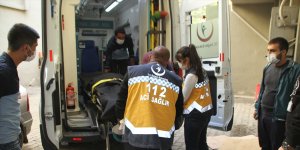 Malazgirt'te otomobil şarampole devrildi: 1 ölü, 1 yaralı