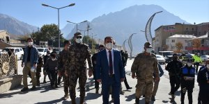 Van ve Hakkari'de Kovid-19 tedbirleri denetimi yapıldı
