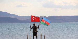 Kırgız asıllı Türk vatandaşından Azerbaycan'a destek