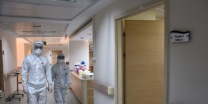 DOKTORLAR KOVİD-19'LA SAVAŞI ANLATIYOR - "Nefes darlığı olan hastalarımız 'Lütfen beni uyutun' diye yalvarıyor"