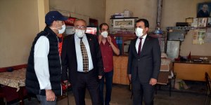 Sarıkamış'ta Kovid-19 tedbirleri kapsamında çay ocakları kapatıldı