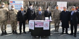 Ağrı’da Kadına Yönelik Şiddetle Mücadele Günü'nde stantlar kuruldu