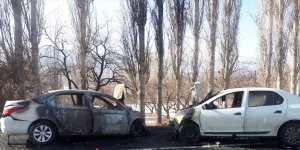 Kars'ta iki otomobil çarpıştı: 3 yaralı