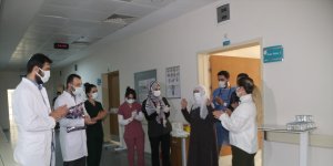 Van'da 103 yaşındaki Zahide nine Kovid-19'u yenmeyi başardı