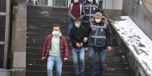 Ağrı'da hırsızlık olaylarına karıştığı belirlenen 2 zanlı tutuklandı