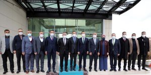 AK Parti Genel Sekreteri Fatih Şahin, Elazığ'da temaslarda bulundu