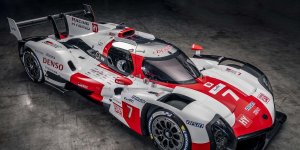 Toyota Gazoo Racing GR010 Hybrid hiper yarış aracını tanıttı